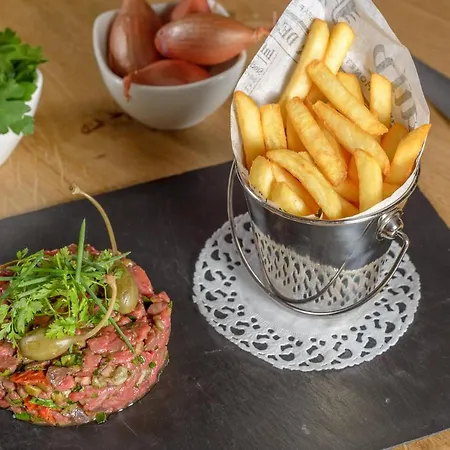 Au Bivouac De Napoleon Et ホテル 3*