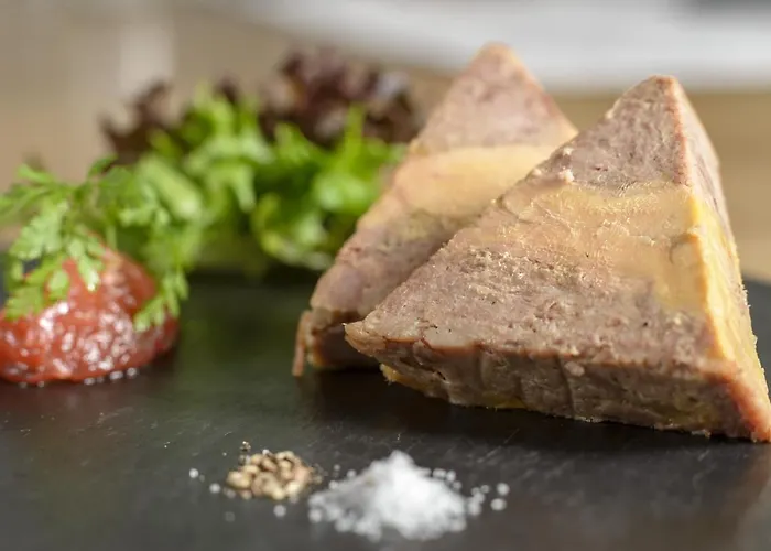 Au Bivouac De Napoléon Et Hotel Bourg-Saint-Pierre