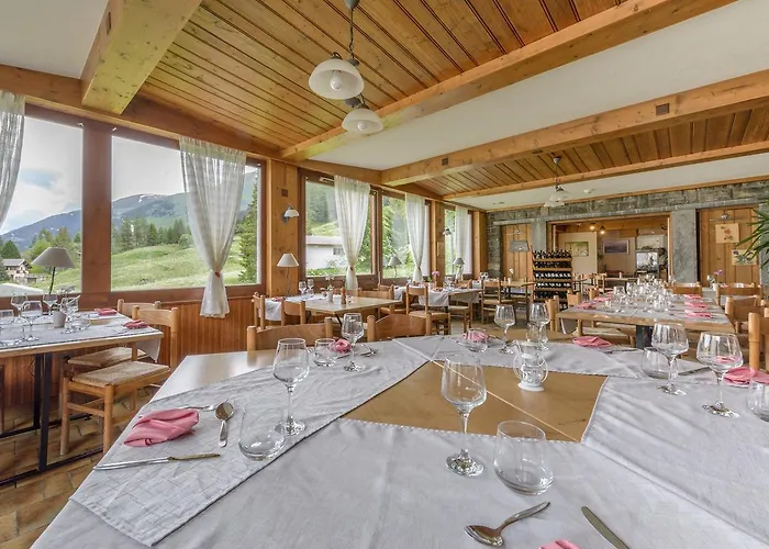 Au Bivouac De Napoléon Et Hotel Bourg-Saint-Pierre