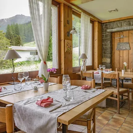 Au Bivouac De Napoleon Et 3* Bourg-Saint-Pierre