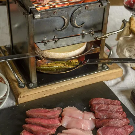 Au Bivouac De Napoleon Et 3* Bourg-Saint-Pierre
